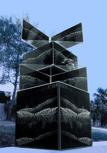 Babel Fractale / Sculpture, création numérique, découpe plexiglas / 300X80X80cm / 2007
